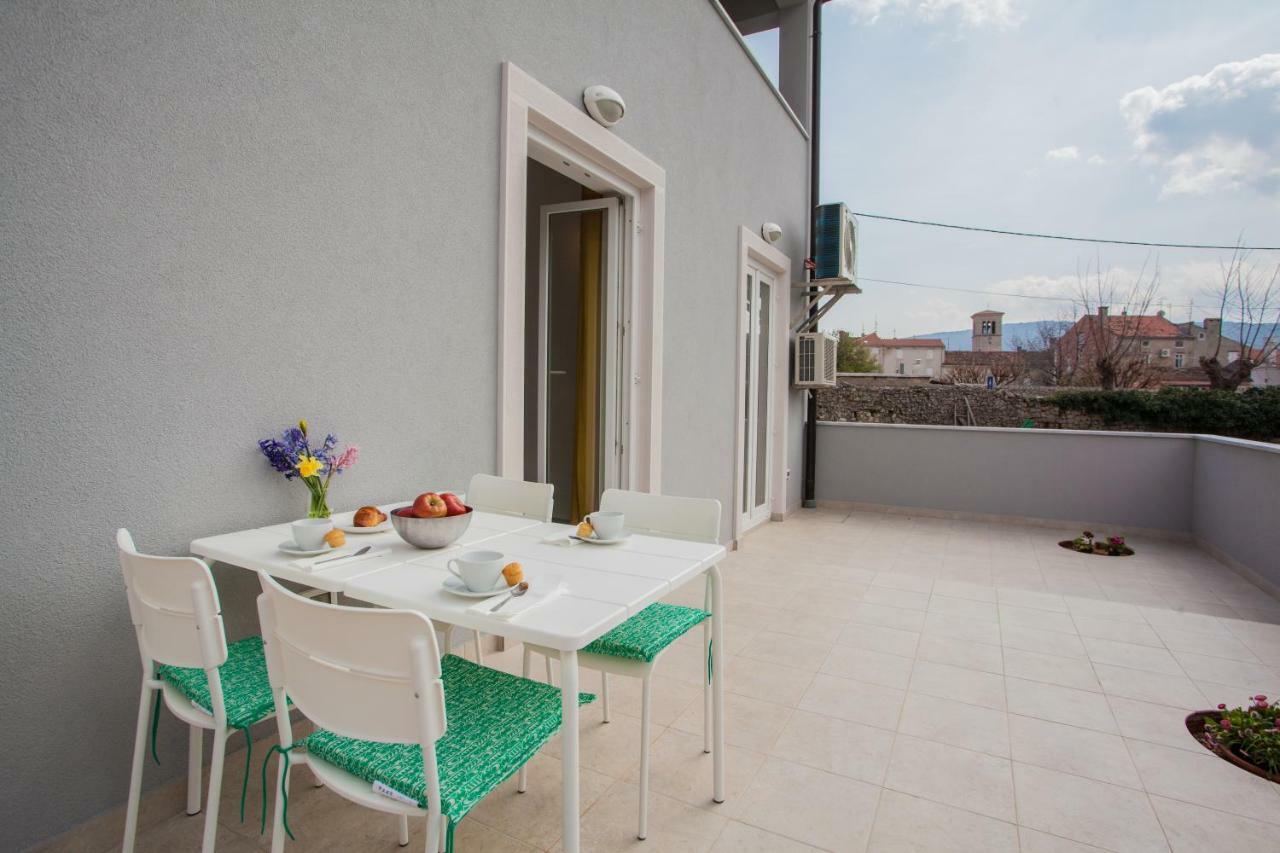 Apartment Garden Breeze Cres Zewnętrze zdjęcie